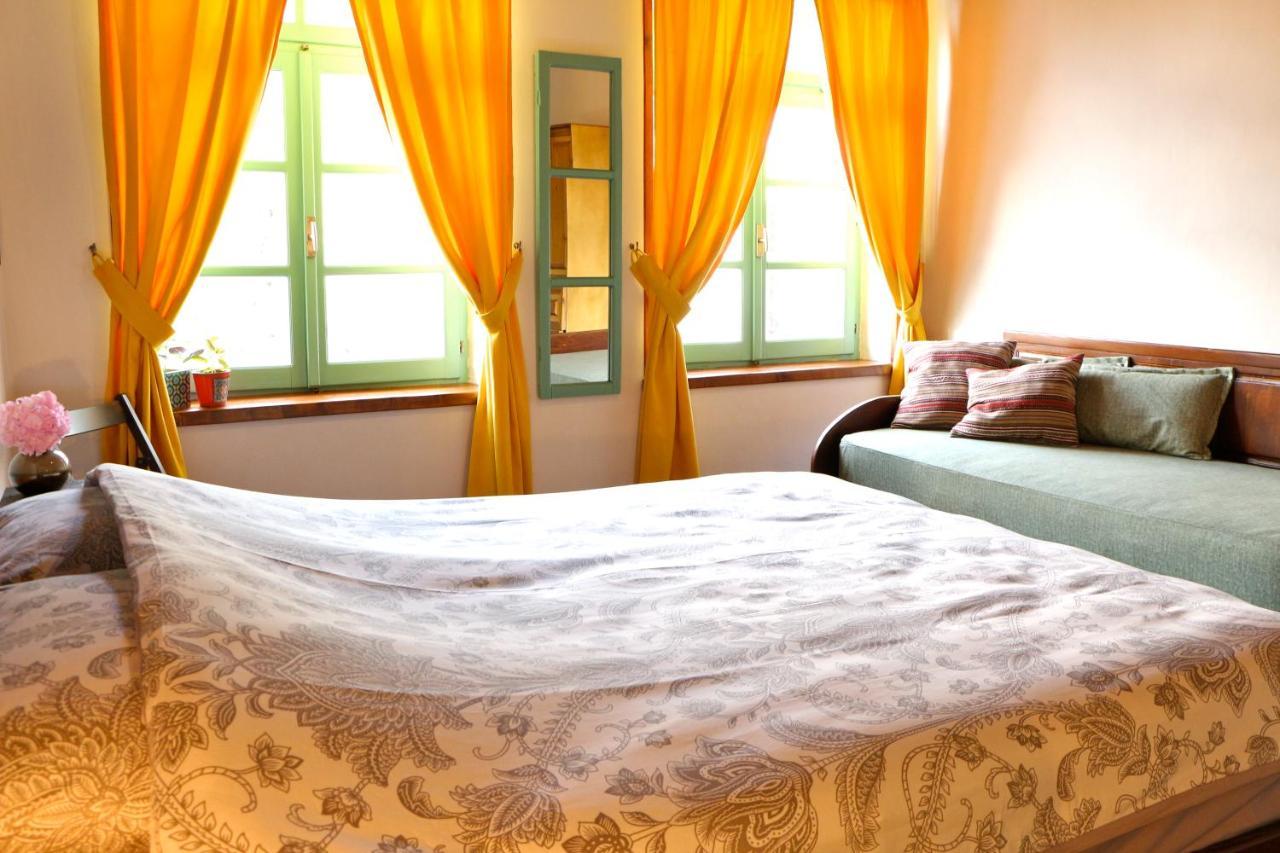 Stone City Hostel Гірокастра Екстер'єр фото