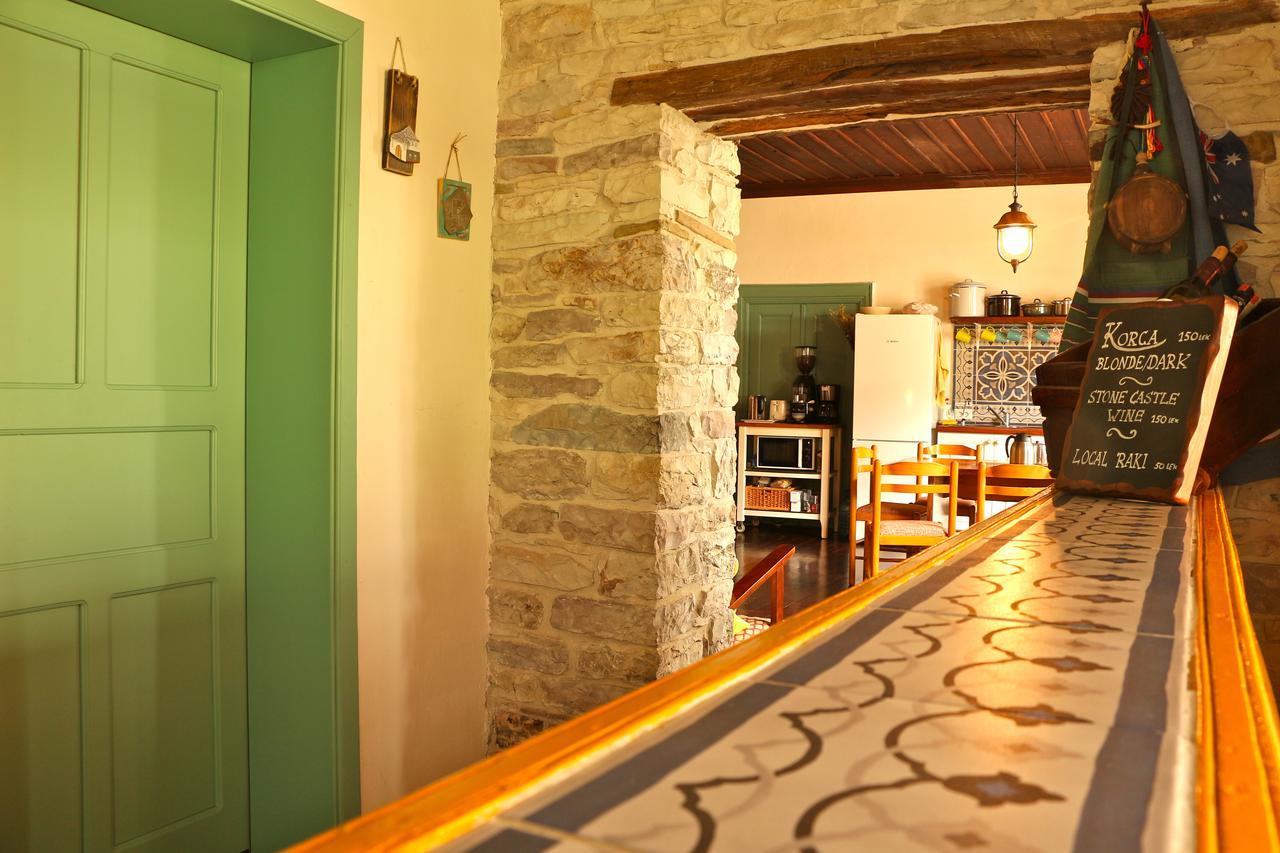 Stone City Hostel Гірокастра Екстер'єр фото